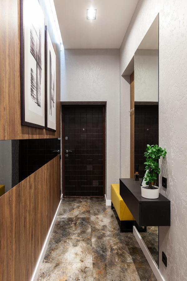 Dream Apartament On Drahomanova Street Lviv Buitenkant foto