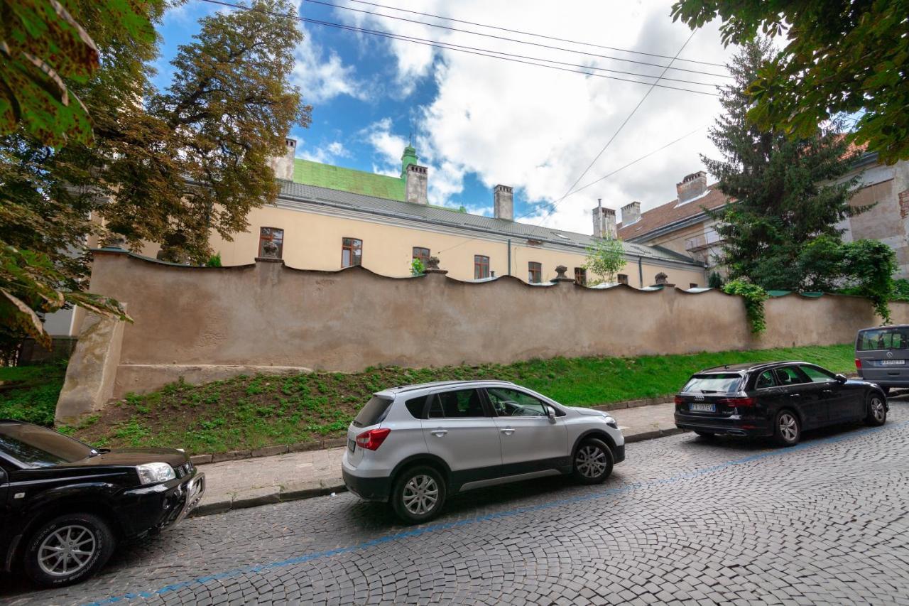Dream Apartament On Drahomanova Street Lviv Buitenkant foto